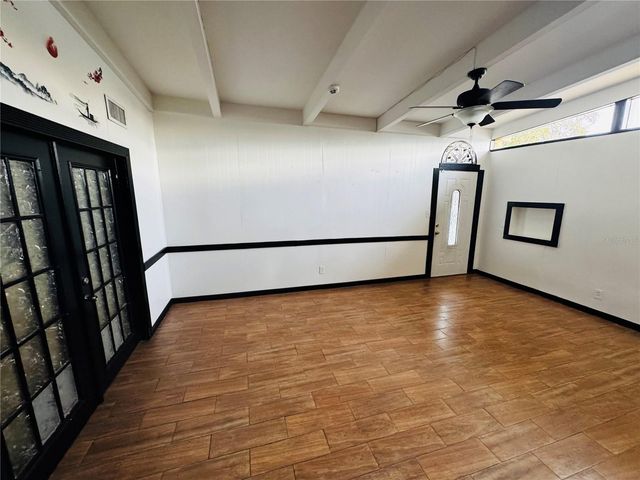 1709 WARRINGTON WAY, Tampa, FL 33619