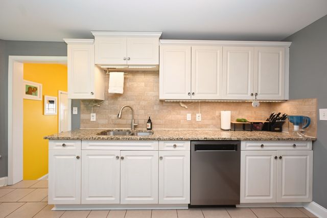 1027 Carolyn Ave, Nashville, TN 37216