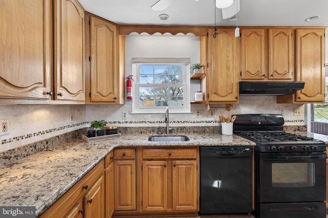 116 CREST CT, Glen Burnie, MD 21061