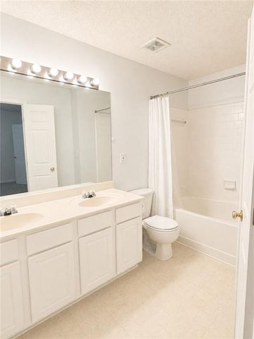 9155 Nesbit Ferry Road 82, Alpharetta, GA 30022