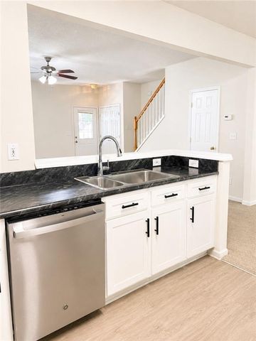 9155 Nesbit Ferry Road 82, Alpharetta, GA 30022