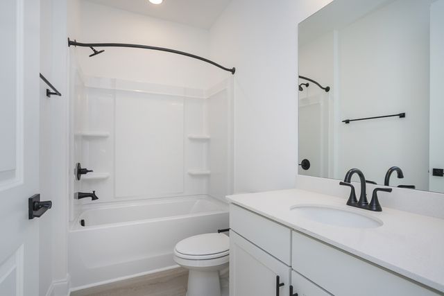 2372 Williamsport Landing, Columbia, TN 38401