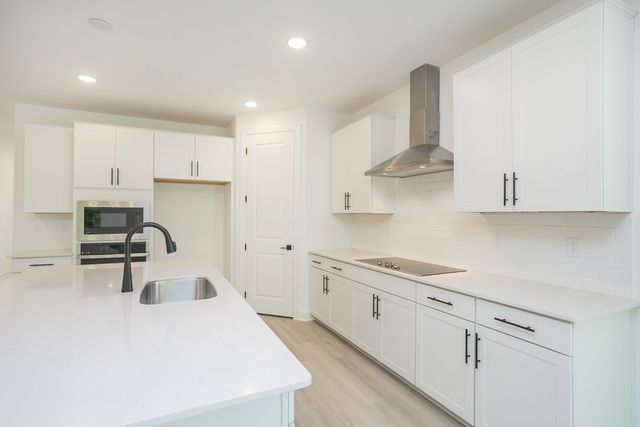 2372 Williamsport Landing, Columbia, TN 38401