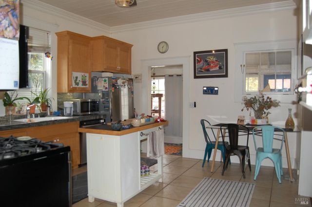 39 Latham St, San Rafael, CA 94901