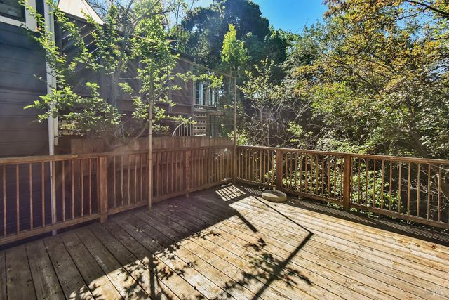 39 Latham St, San Rafael, CA 94901
