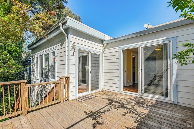 39 Latham St, San Rafael, CA 94901