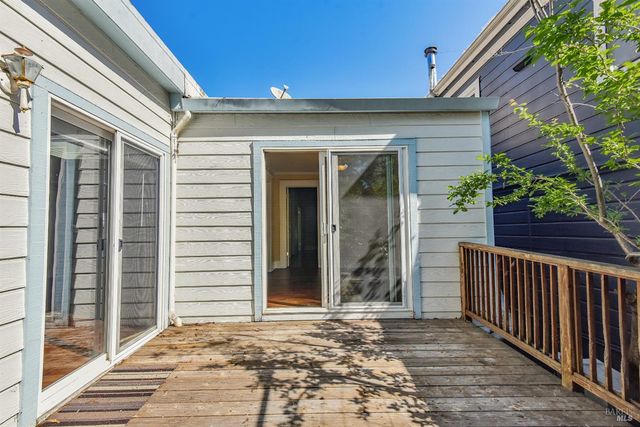 39 Latham St, San Rafael, CA 94901