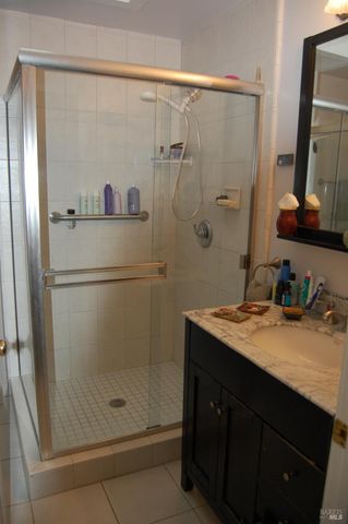 39 Latham St, San Rafael, CA 94901