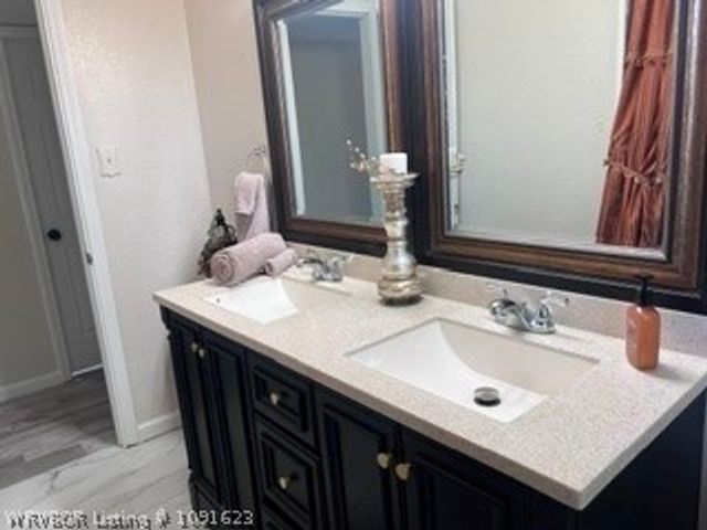 1003 Flatrock Drive, Van Buren, AR 72956