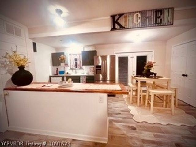 1003 Flatrock Drive, Van Buren, AR 72956