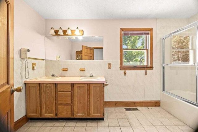 46 Monument View Road, East Dennis, MA 02641