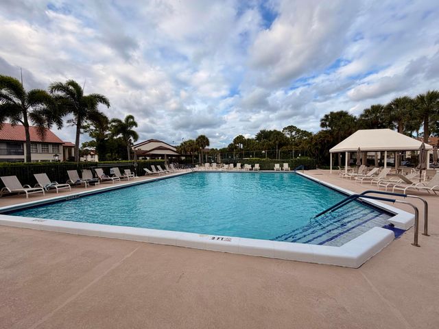3362 Perimeter Drive 3362, Greenacres, FL 33467