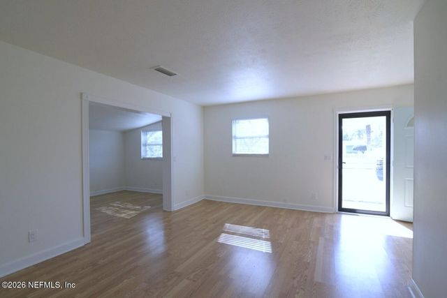 477 SAILFISH Drive E, Atlantic Beach, FL 32233