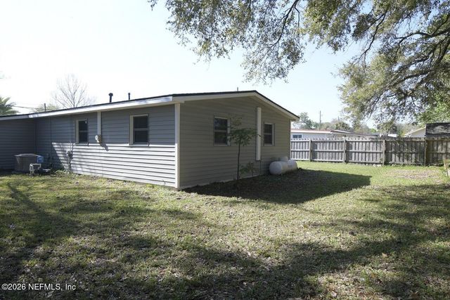 477 SAILFISH Drive E, Atlantic Beach, FL 32233