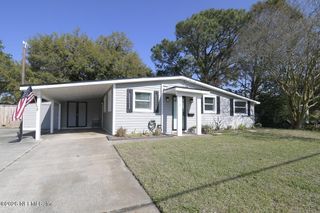 477 SAILFISH Drive E, Atlantic Beach, FL 32233