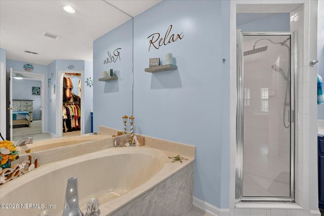 7525 PLANTATION CLUB Drive, Jacksonville, FL 32244