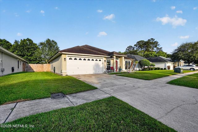 7525 PLANTATION CLUB Drive, Jacksonville, FL 32244