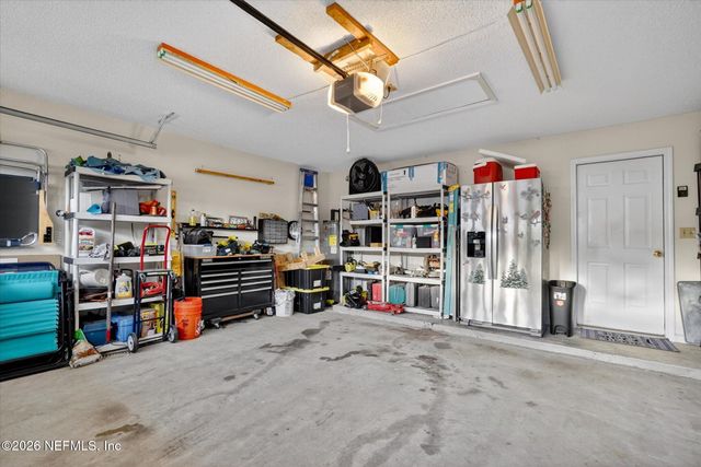 7525 PLANTATION CLUB Drive, Jacksonville, FL 32244