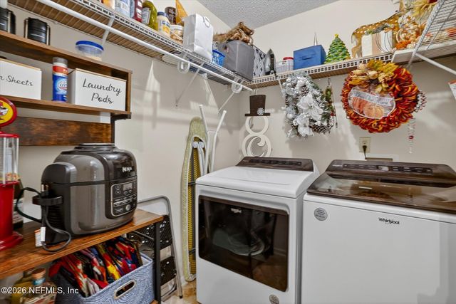 7525 PLANTATION CLUB Drive, Jacksonville, FL 32244