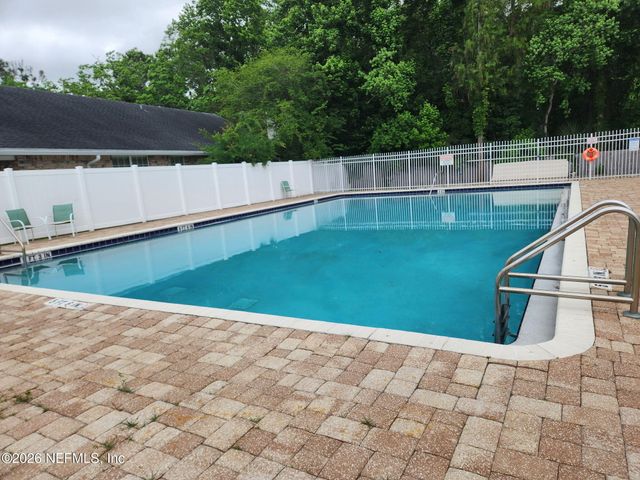 7525 PLANTATION CLUB Drive, Jacksonville, FL 32244