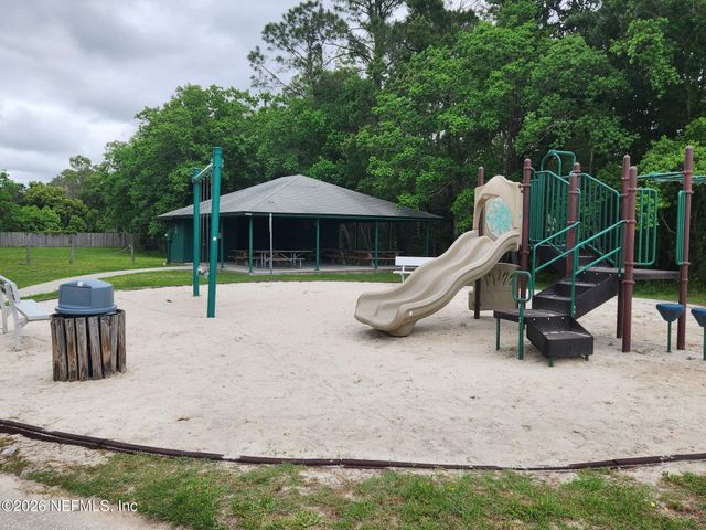 7525 PLANTATION CLUB Drive, Jacksonville, FL 32244