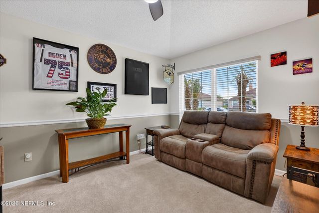 7525 PLANTATION CLUB Drive, Jacksonville, FL 32244