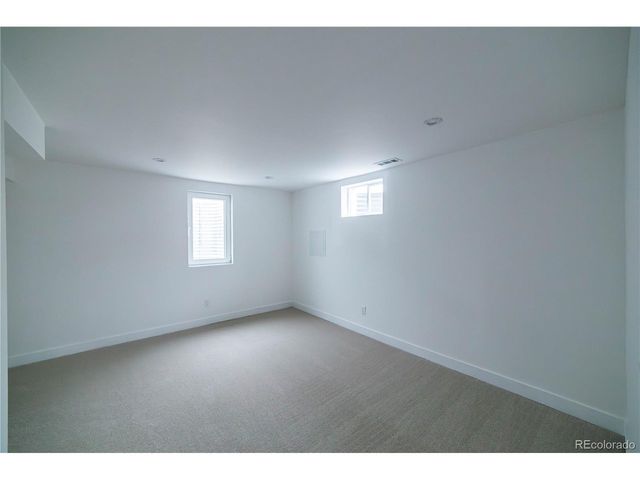 1249 S Otis Ct, Lakewood, CO 80232