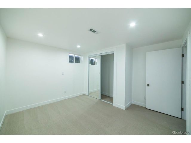 1249 S Otis Ct, Lakewood, CO 80232