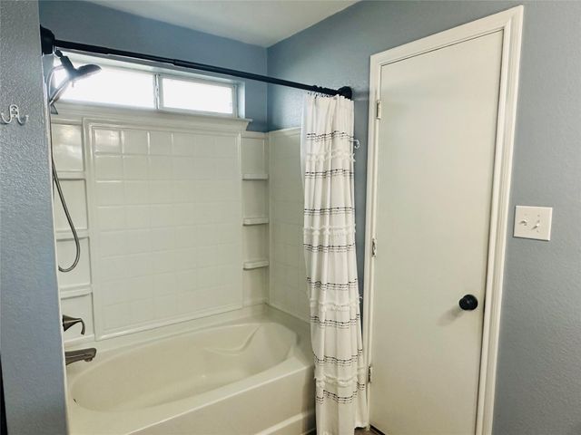 804 Pampas Ricas DR, Leander, TX 78641