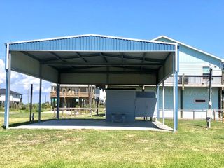 966 Clara Street, Crystal Beach, TX 77650