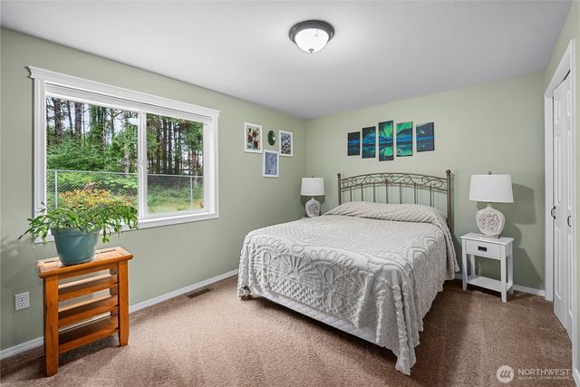 1825 W Deegan Road E, Shelton, WA 98584