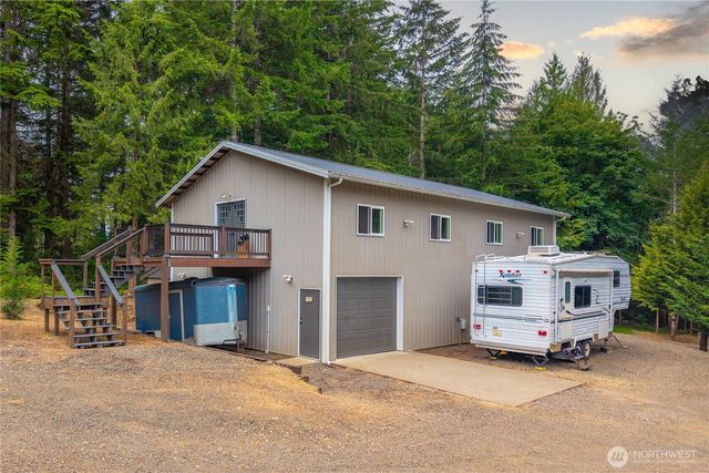1825 W Deegan Road E, Shelton, WA 98584