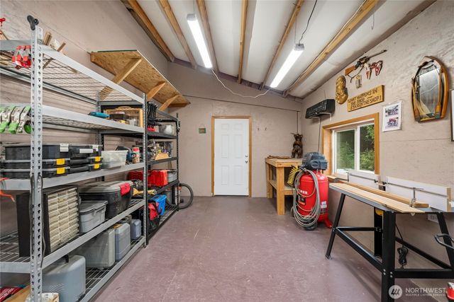 1825 W Deegan Road E, Shelton, WA 98584