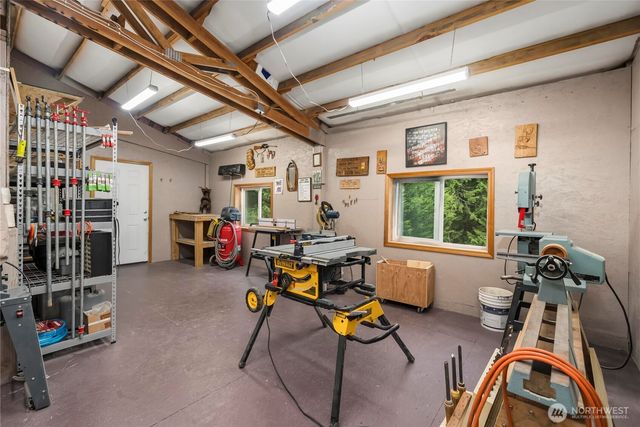 1825 W Deegan Road E, Shelton, WA 98584