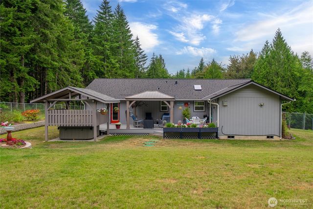 1825 W Deegan Road E, Shelton, WA 98584
