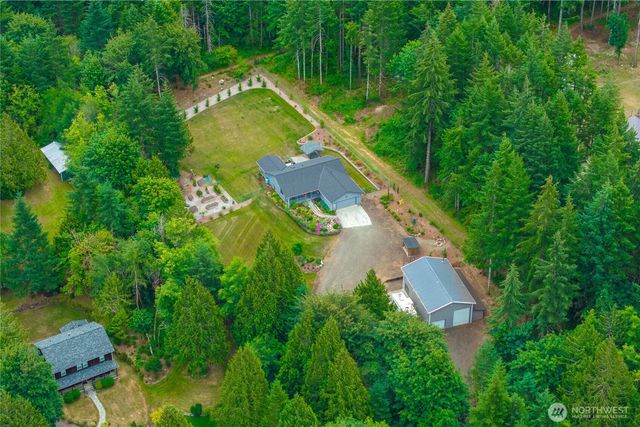 1825 W Deegan Road E, Shelton, WA 98584