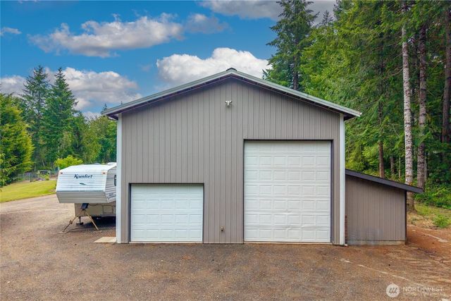 1825 W Deegan Road E, Shelton, WA 98584