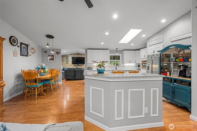 1825 W Deegan Road E, Shelton, WA 98584