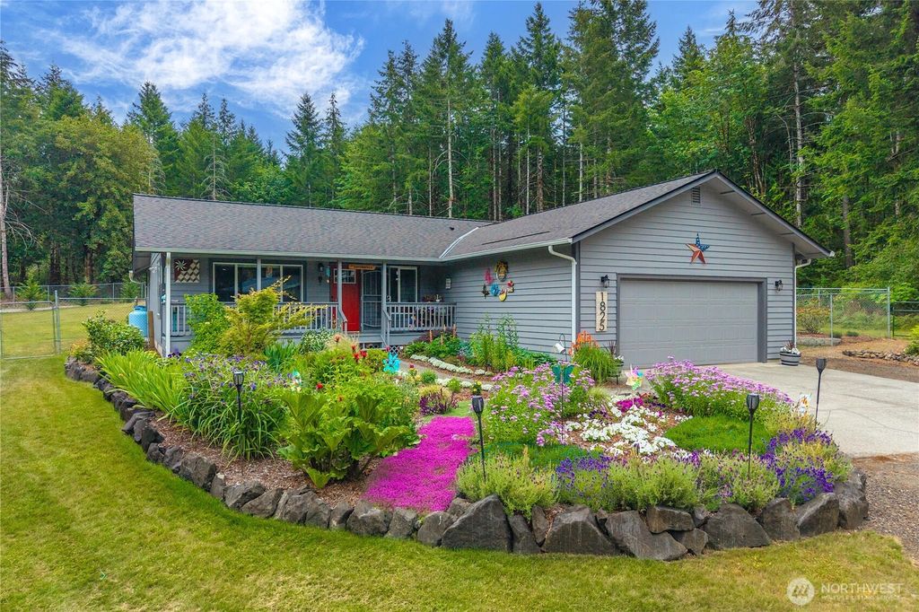 1825 W Deegan Road E, Shelton, WA 98584