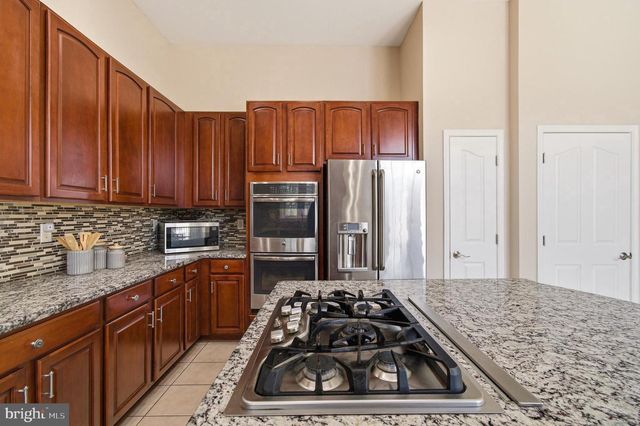 2182 OAK FOREST DR, Ellicott City, MD 21043