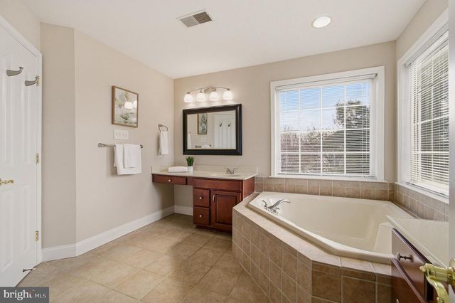 2182 OAK FOREST DR, Ellicott City, MD 21043