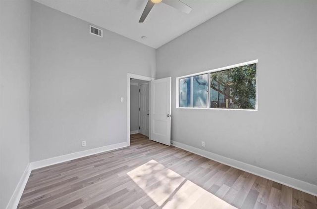 805 10th Street 2, Galveston, TX 77550