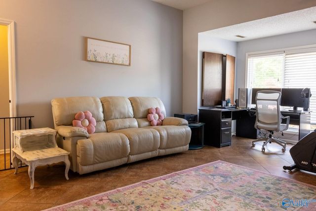 105 Lancaster Court SW, Huntsville, AL 35824