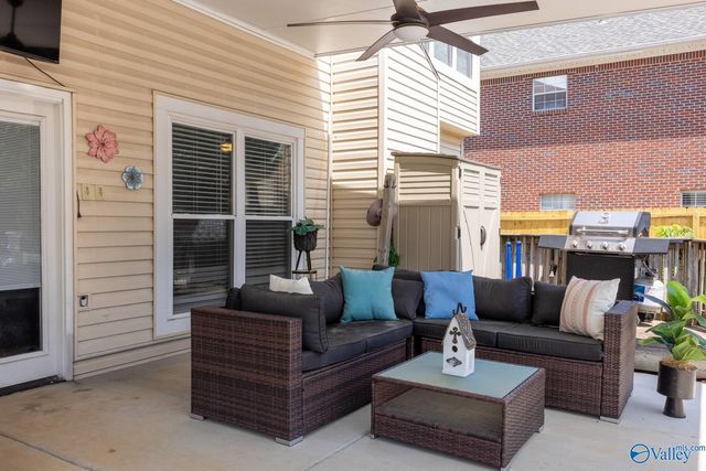 105 Lancaster Court SW, Huntsville, AL 35824