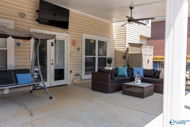 105 Lancaster Court SW, Huntsville, AL 35824