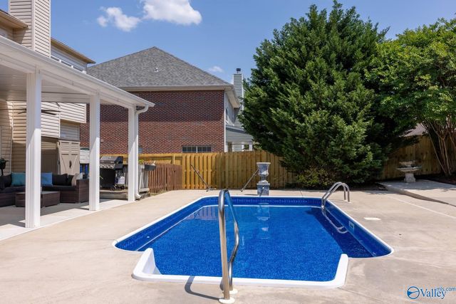 105 Lancaster Court SW, Huntsville, AL 35824