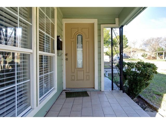 2103 Harrison Avenue, Fort Worth, TX 76110