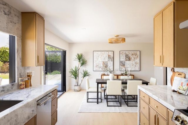 6765 Edmonton Avenue, San Diego, CA 92122