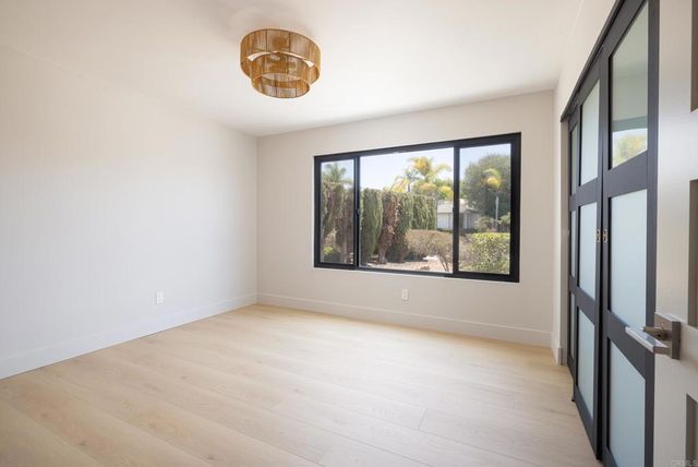 6765 Edmonton Avenue, San Diego, CA 92122