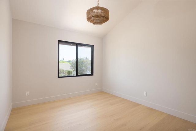 6765 Edmonton Avenue, San Diego, CA 92122